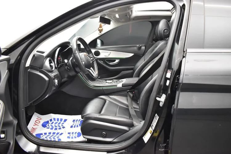 Used 2019 Mercedes-Benz C 300 4MATIC Sedan image 14