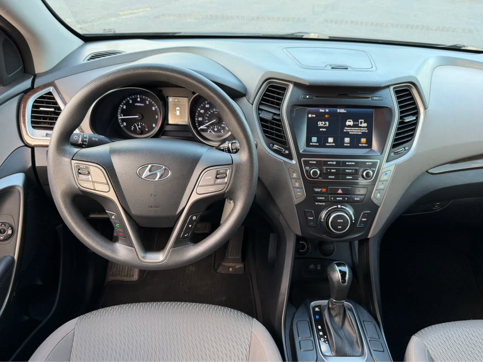 Used 2017 Hyundai Santa Fe SE w/ Cargo Package FWD image 15
