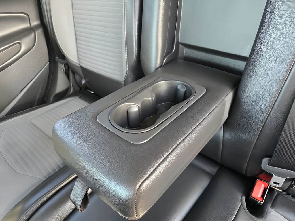 Used 2017 Ford Escape Titanium image 28