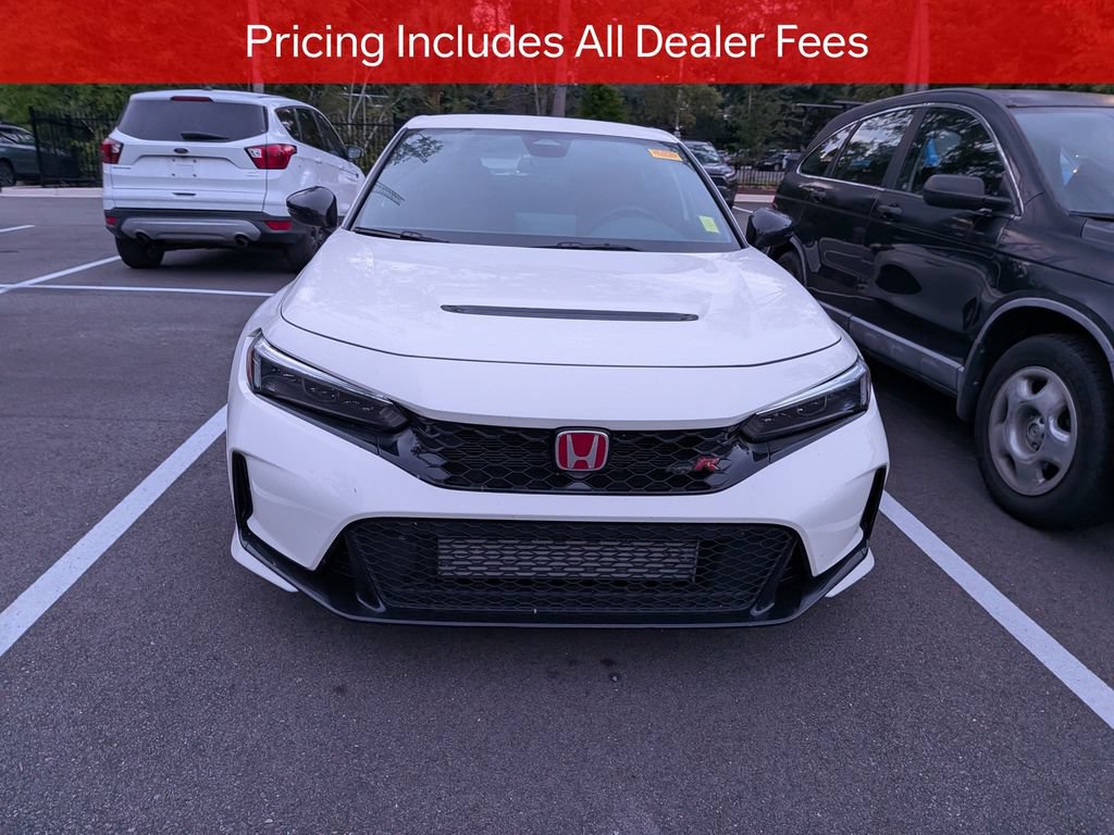 Used 2025 Honda Civic Type R image 2