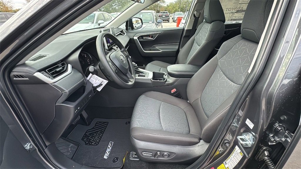New 2025 Toyota RAV4 XLE image 18