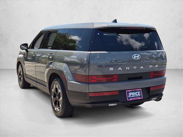 Used 2025 Hyundai Santa Fe SE FWD image 7