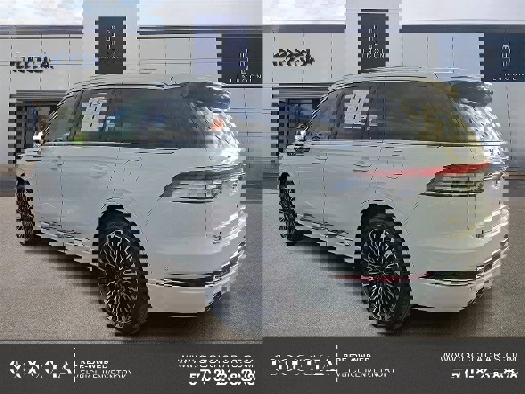 Certified 2020 Lincoln Aviator Black Label w/ Dynamic Handling Package image 6