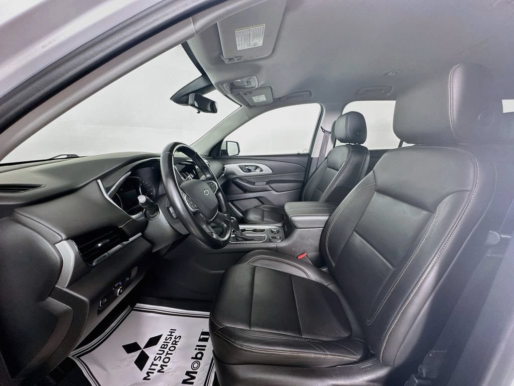 Used 2020 Chevrolet Traverse RS FWD image 23