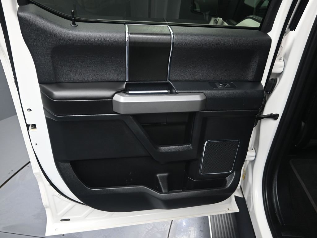 Used 2019 Ford F150 Platinum w/ Equipment Group 701A Luxury image 29