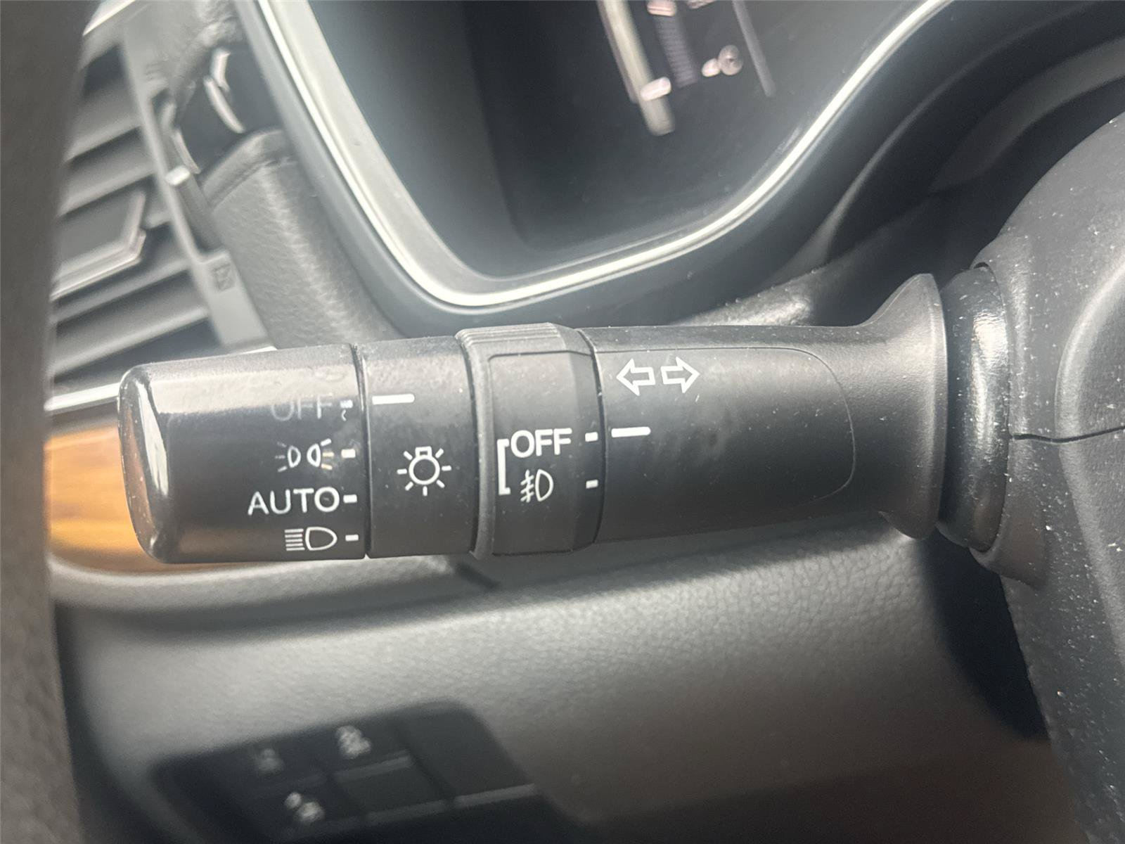 Used 2017 Honda CR-V EX image 10