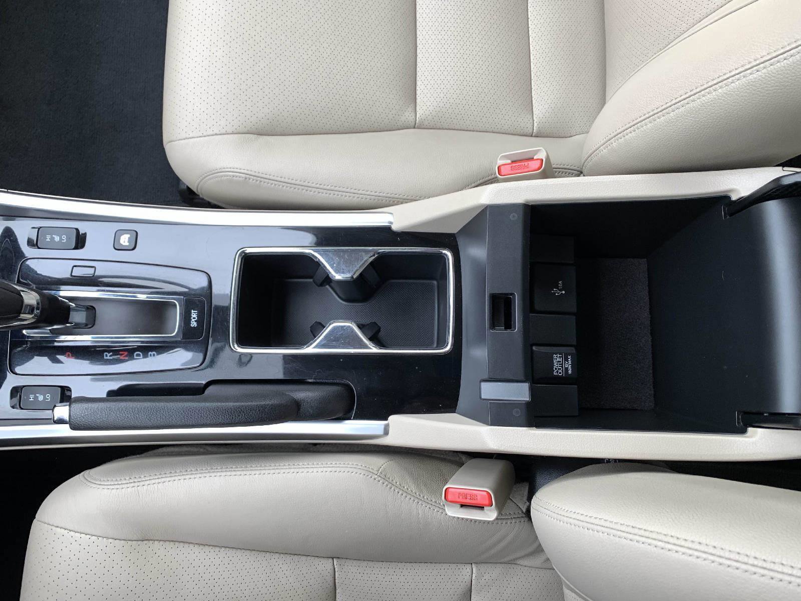 Used 2017 Honda Accord EX-L image 32