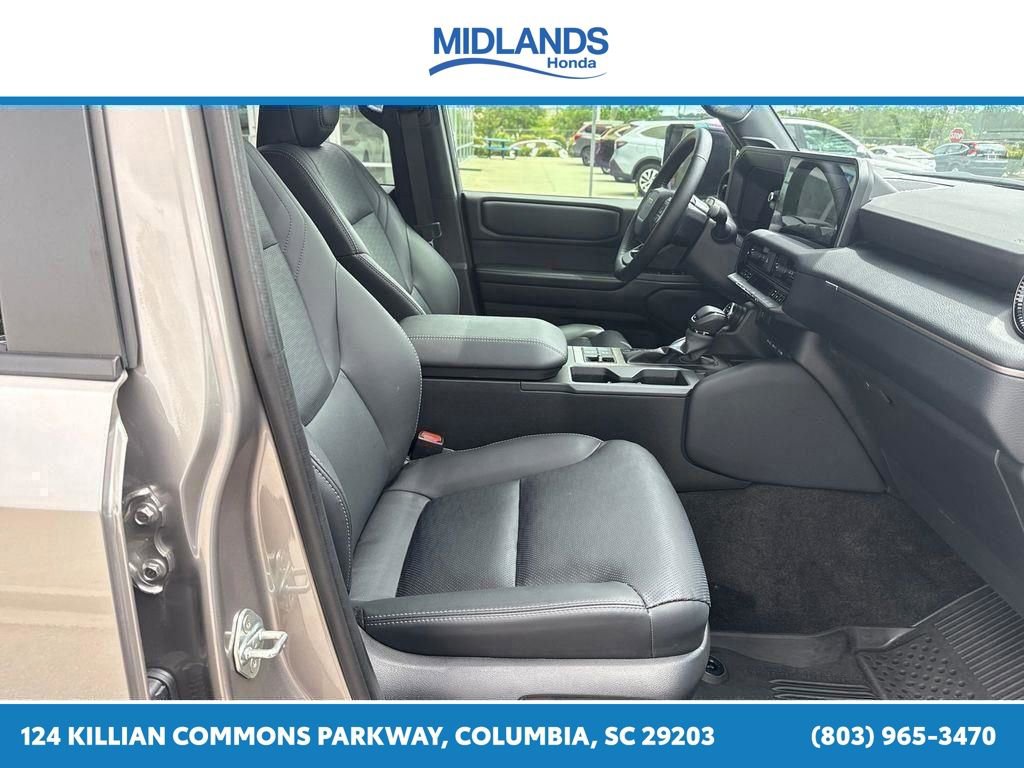 Used 2025 Toyota Land Cruiser w/ Premium Package AWD/4WD image 39