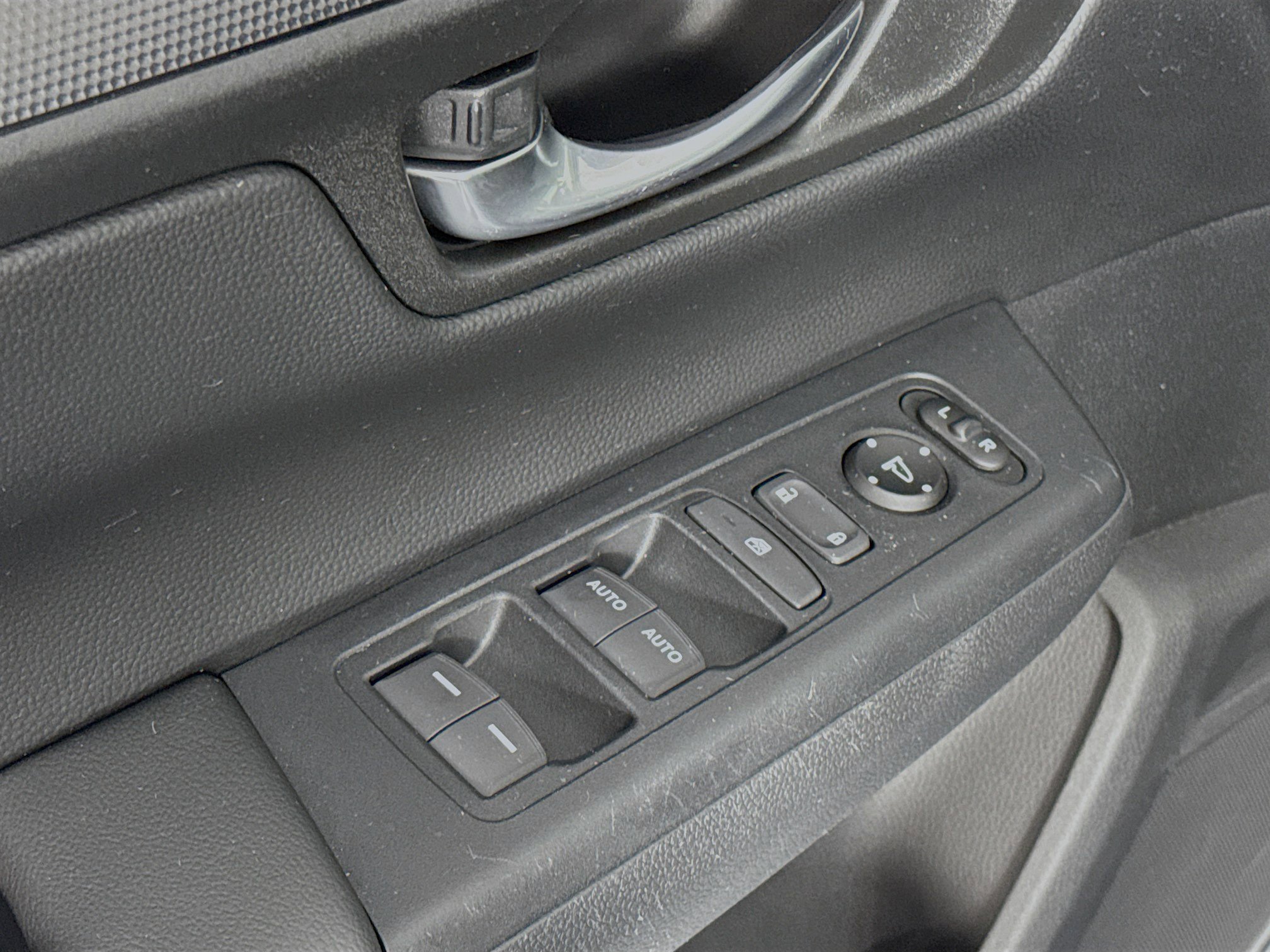 Certified 2024 Honda CR-V EX image 17