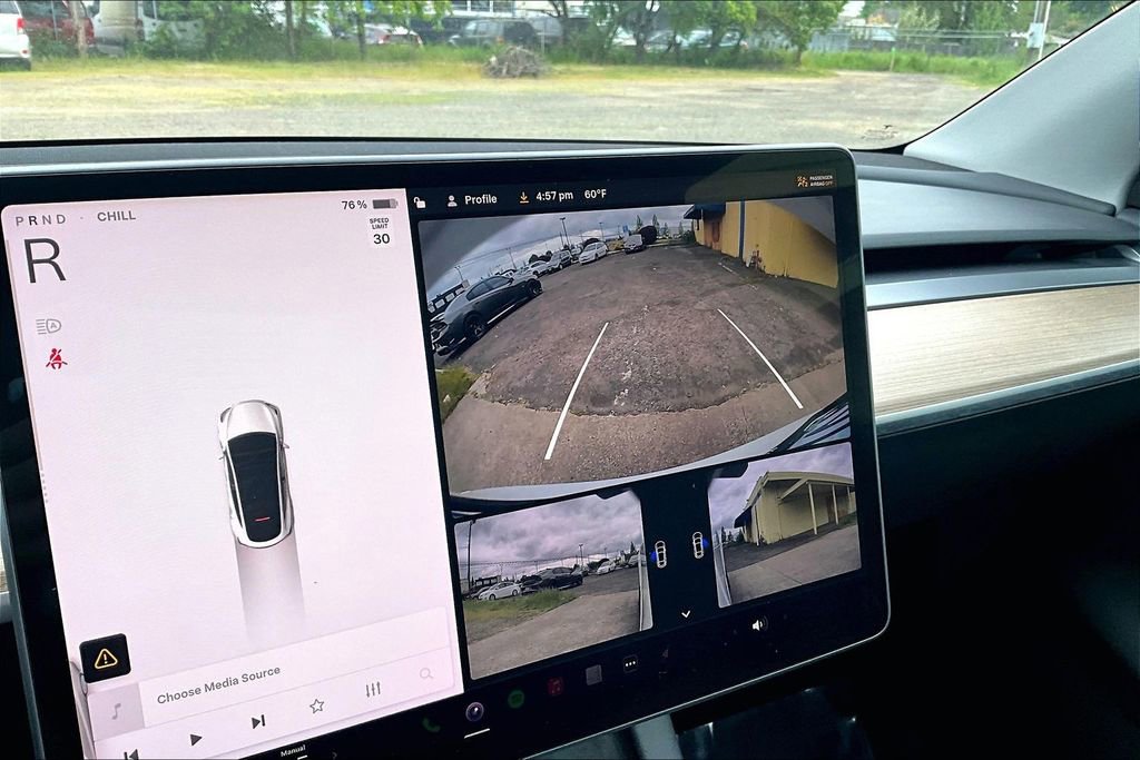 Used 2022 Tesla Model Y Performance AWD/4WD image 29