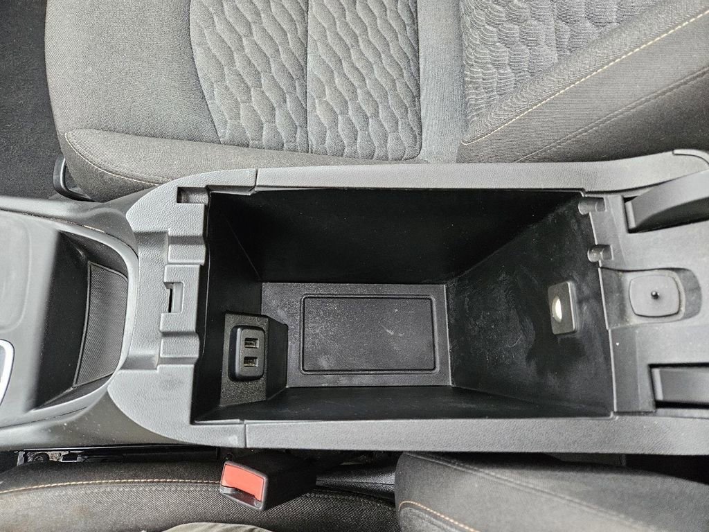 Used 2018 Chevrolet Equinox LT w/ Sun & Infotainment Package image 19