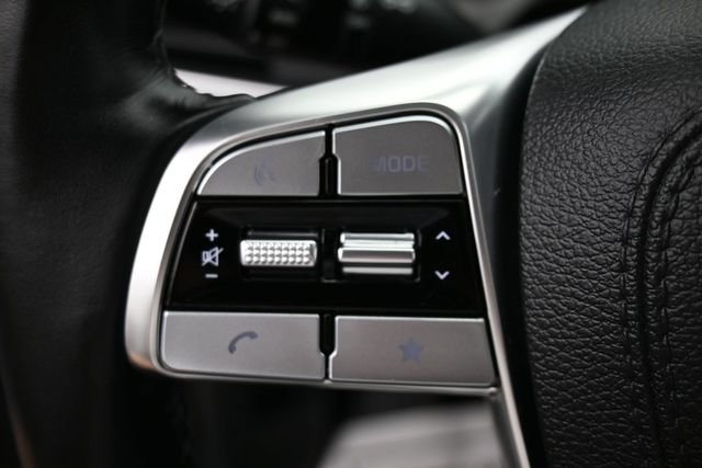 Used 2024 Kia Telluride SX Prestige AWD/4WD image 16