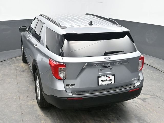 Used 2022 Ford Explorer XLT image 23