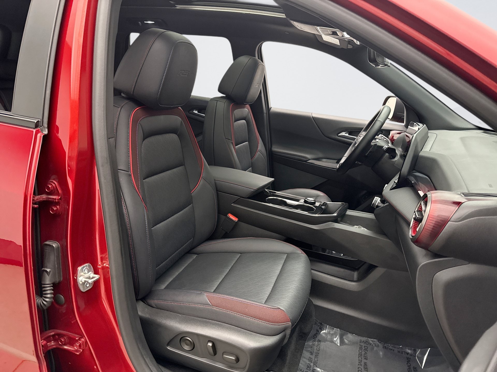 Used 2025 Chevrolet Equinox RS w/ Safety and Technology Package AWD/4WD image 17