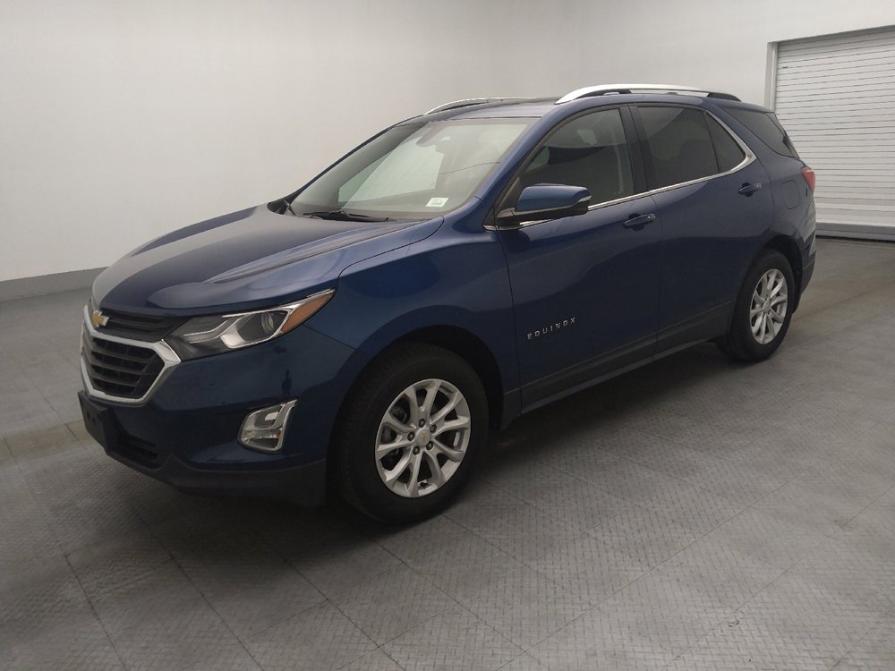 Used 2019 Chevrolet Equinox LT w/ Sun & Navigation Package image 2