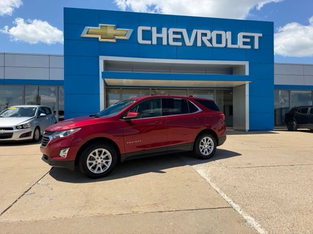 Used 2020 Chevrolet Equinox LT w/ Driver Convenience Package AWD/4WD image 2