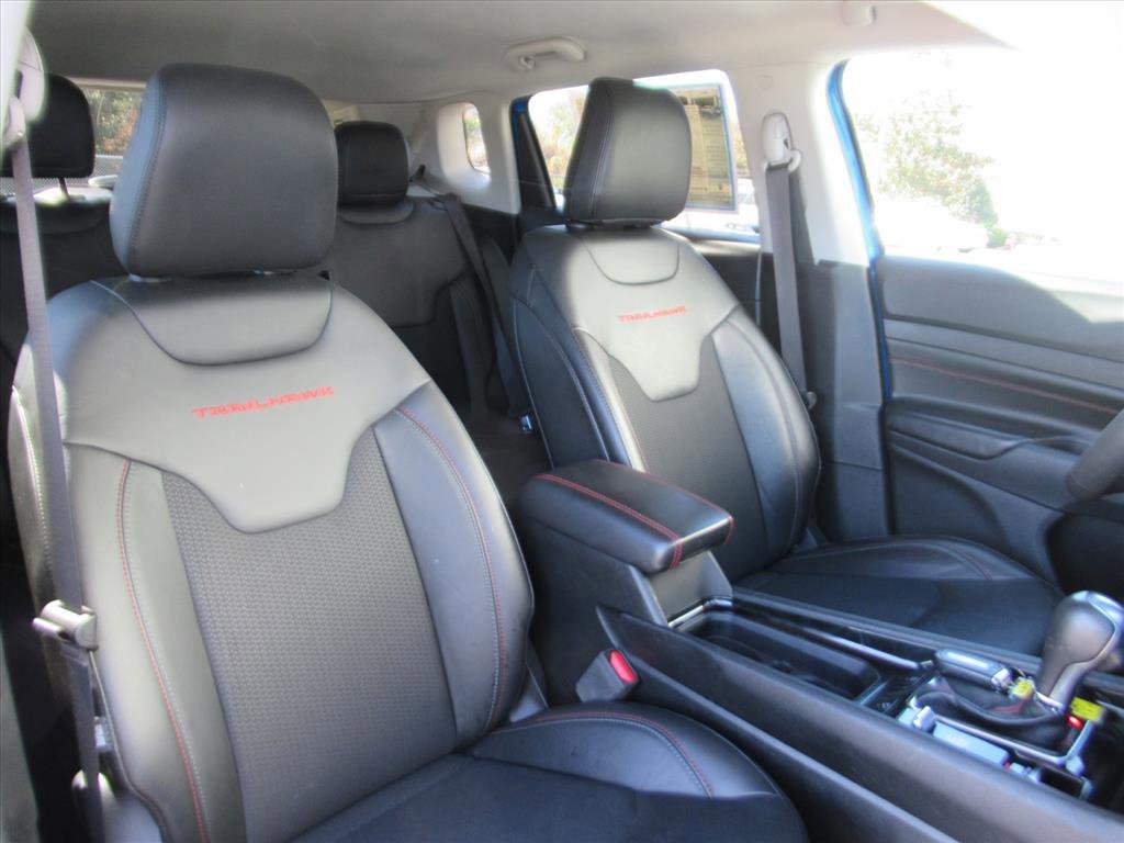 Used 2022 Jeep Compass Trailhawk image 10