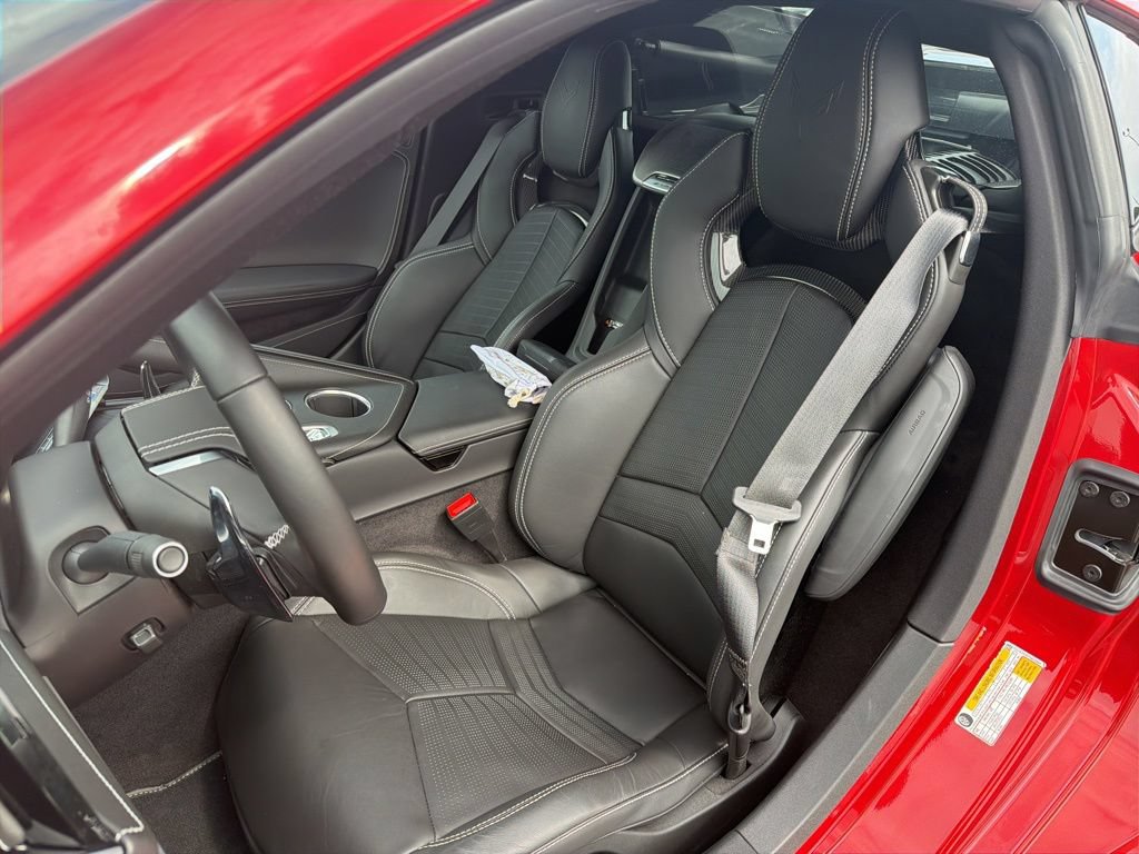 Used 2026 Chevrolet Corvette Z06 RWD image 6