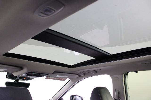 Certified 2023 Nissan Rogue Platinum FWD image 24