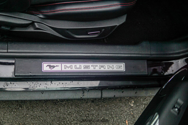Used 2017 Ford Mustang GT Premium image 38