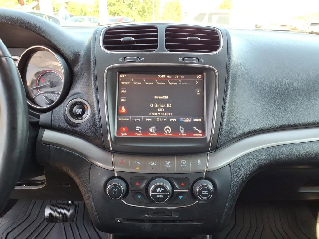 Used 2018 Dodge Journey Crossroad FWD image 11