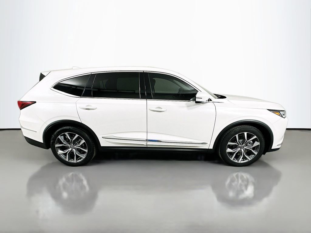 Used 2023 Acura MDX FWD w/ Technology Package image 4