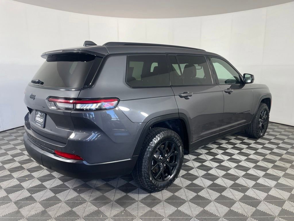 Certified 2024 Jeep Grand Cherokee L Laredo AWD/4WD image 4