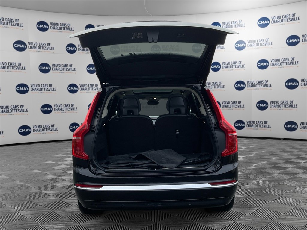 Used 2023 Volvo XC90 B6 Plus w/ Protection Package image 11