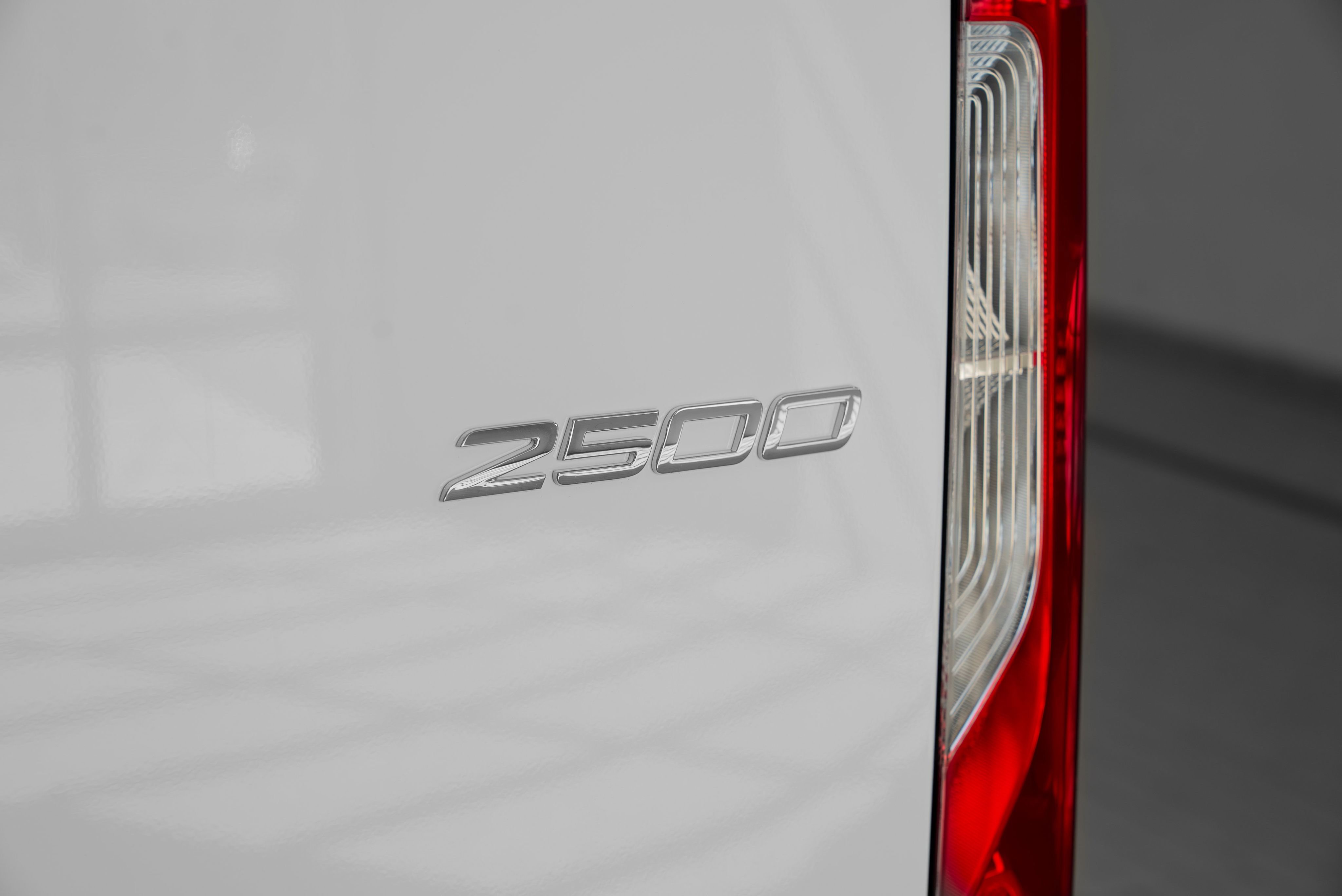 Used 2025 Mercedes-Benz Sprinter 2500 image 23