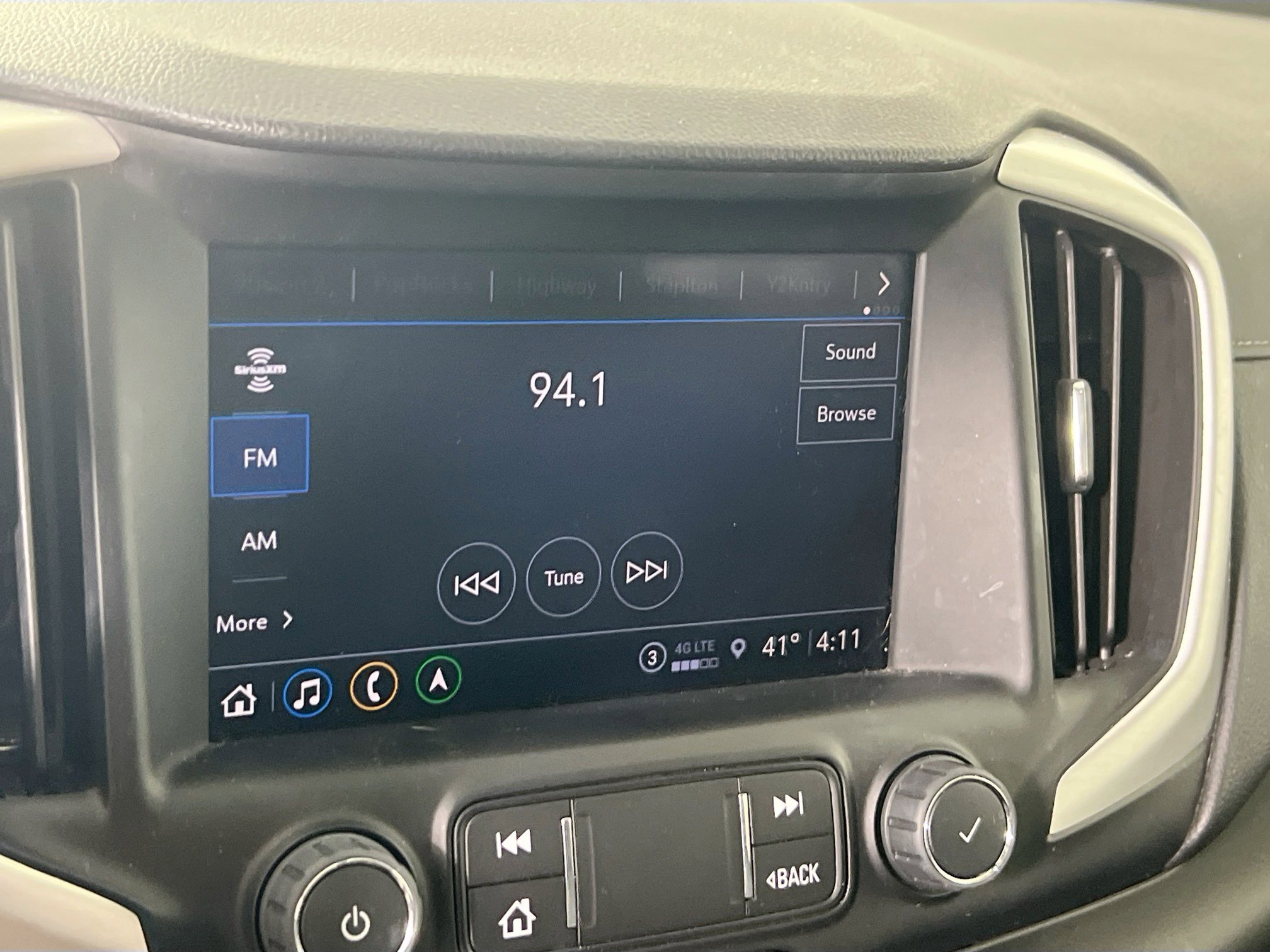 Used 2022 GMC Terrain SLE w/ Driver Convenience Package image 14