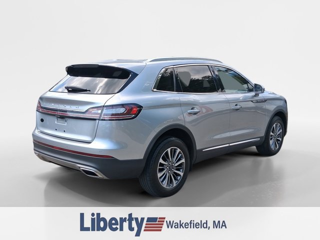 Used 2023 Lincoln Nautilus Reserve AWD/4WD image 7