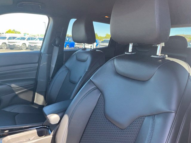 New 2026 Jeep Compass Latitude AWD/4WD image 12