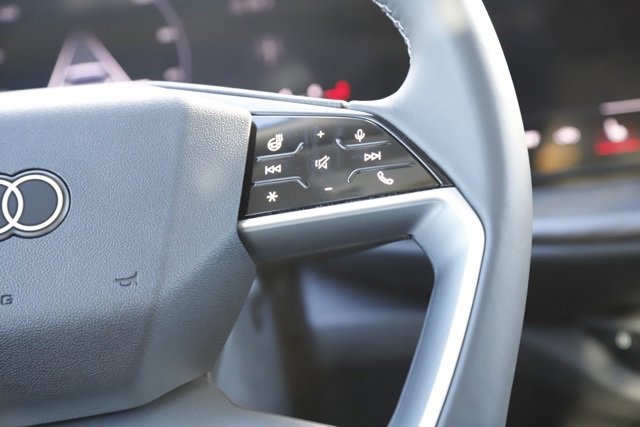 New 2025 Audi Q5 Premium image 19