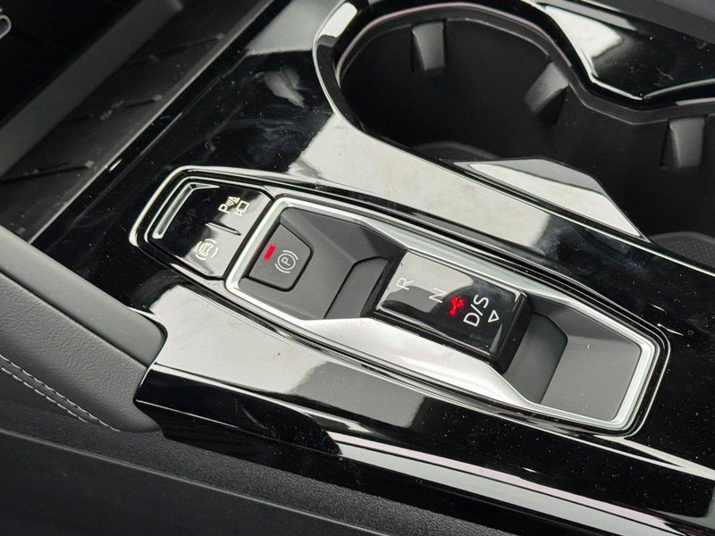 New 2025 Audi Q5 Prestige image 12