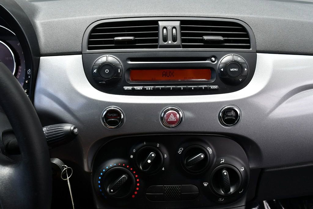 Used 2015 FIAT 500 Pop FWD image 24