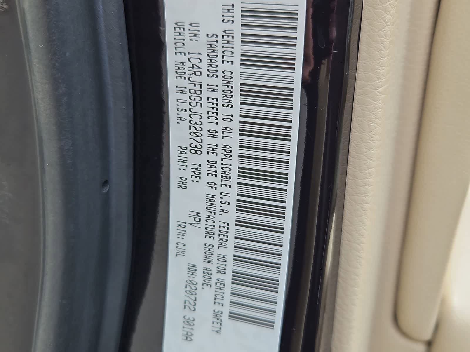 Used 2018 Jeep Grand Cherokee Limited AWD/4WD image 37