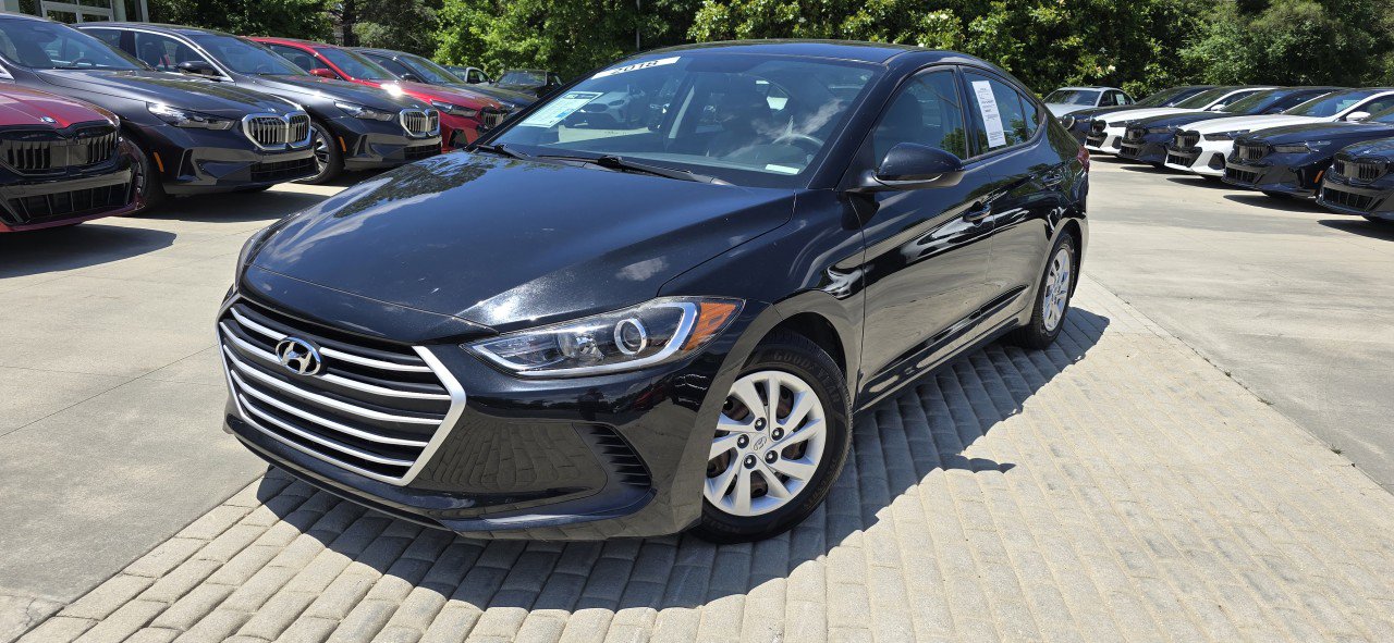 Used 2018 Hyundai Elantra SE FWD image 1