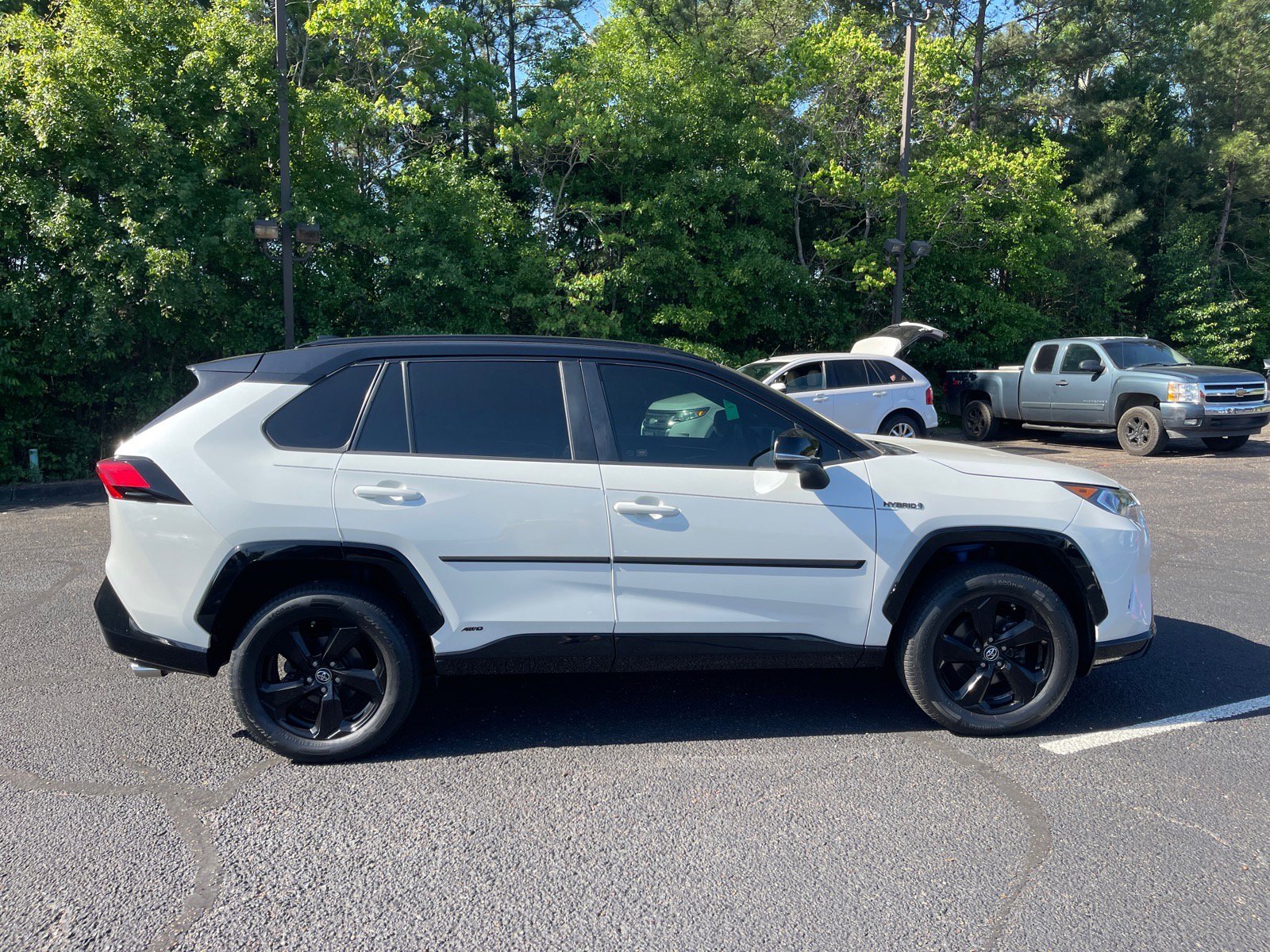 Used 2019 Toyota RAV4 XSE w/ XSE Weather Package AWD/4WD image 21