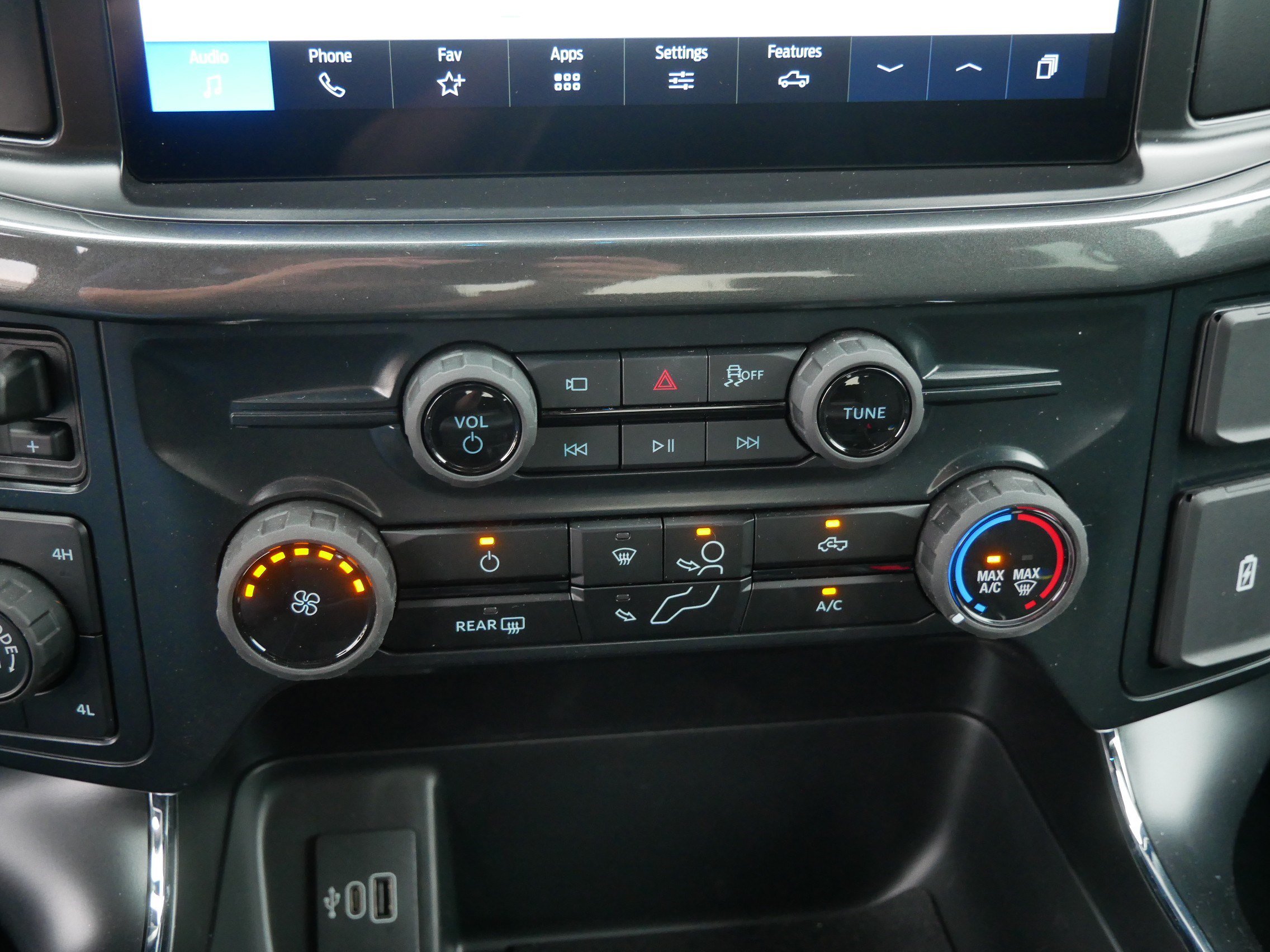Used 2026 Ford F150 STX w/ Equipment Group 200A AWD/4WD image 23