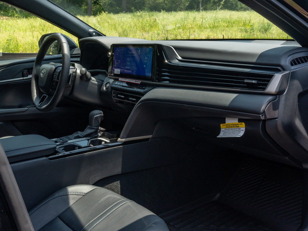 New 2026 Toyota Camry XSE w/ Premium Plus Package FWD image 17
