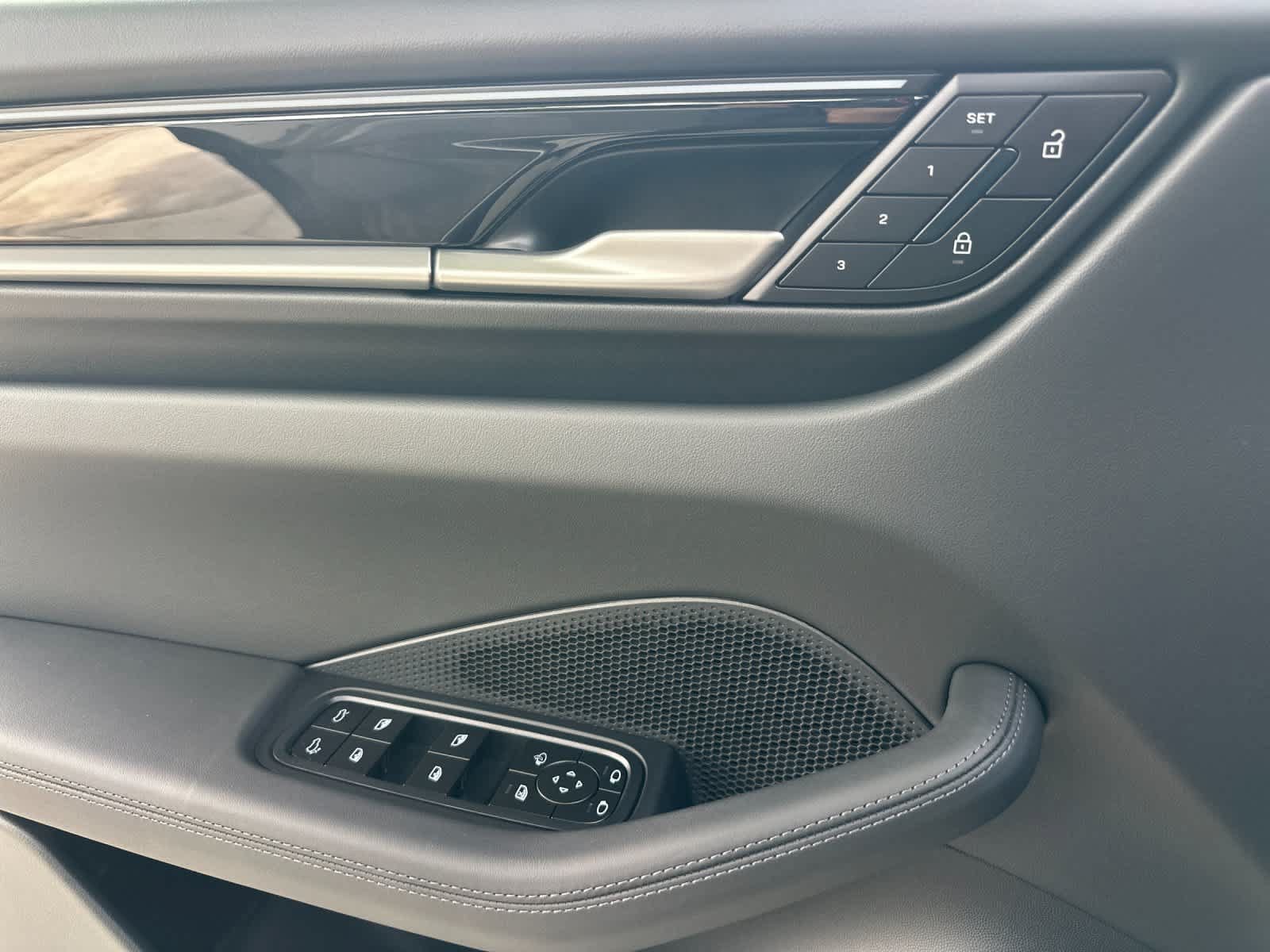 New 2026 Porsche Macan Electric RWD image 12