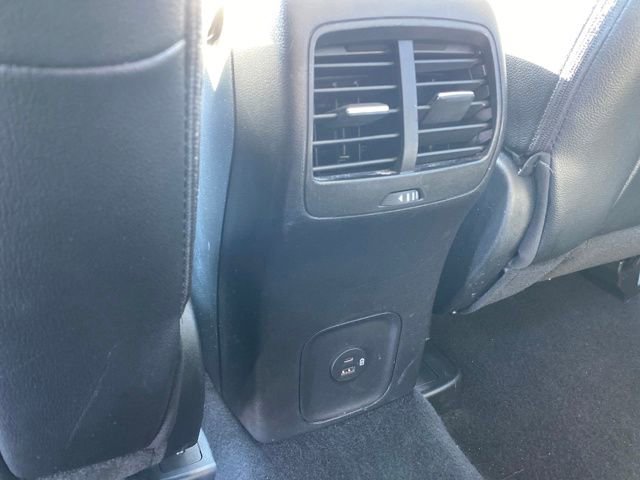 Used 2022 Ford Escape SEL image 18