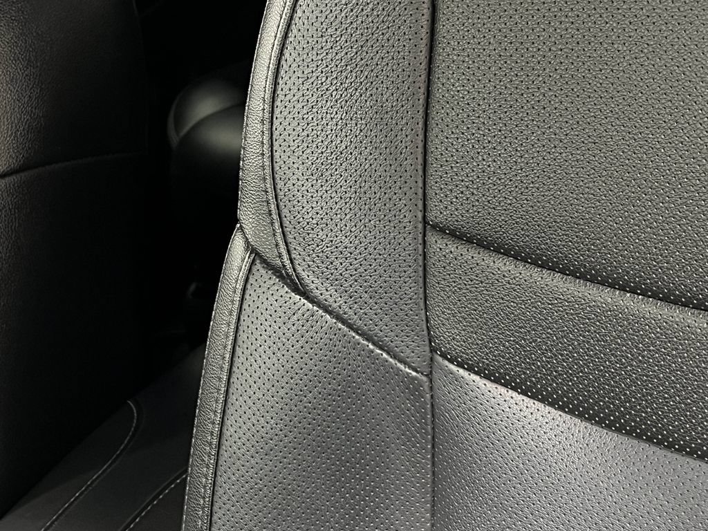 Used 2019 Nissan Rogue SL AWD/4WD image 18