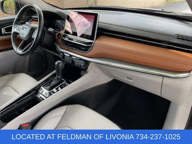 Used 2022 Jeep Compass Limited w/ Elite Group image 28