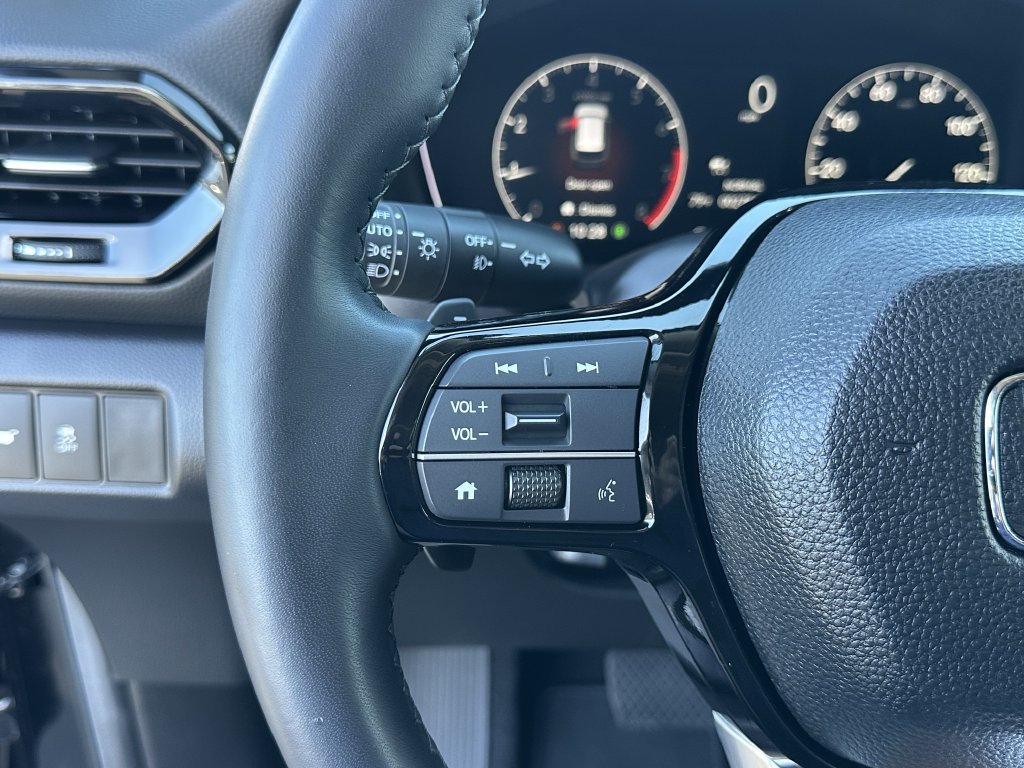 Used 2025 Honda Pilot Touring image 35