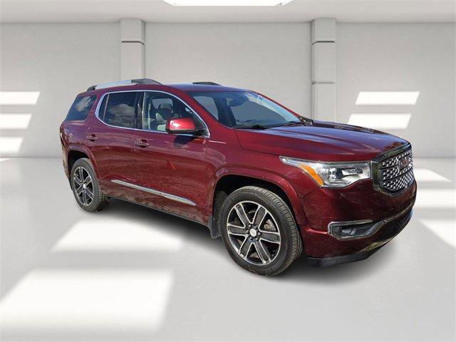 Used 2017 GMC Acadia Denali w/ Technology Package image 3