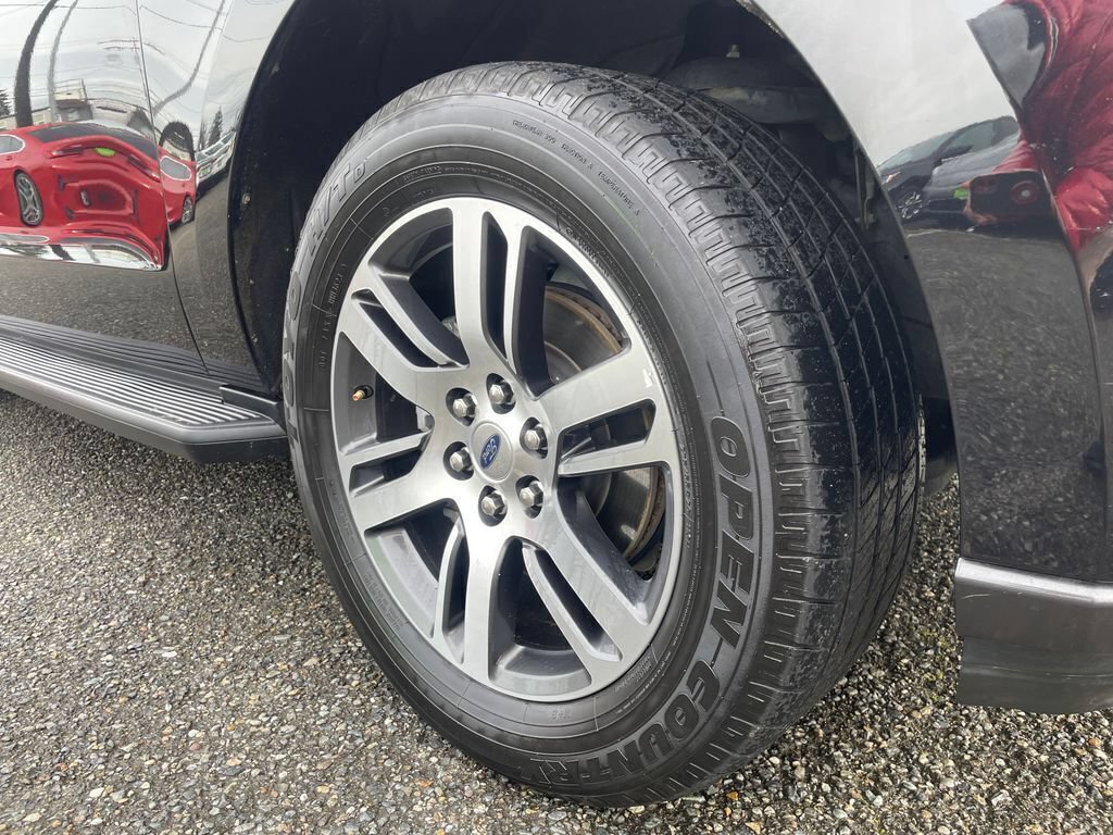 Used 2024 Ford Expedition Max Limited AWD/4WD image 11