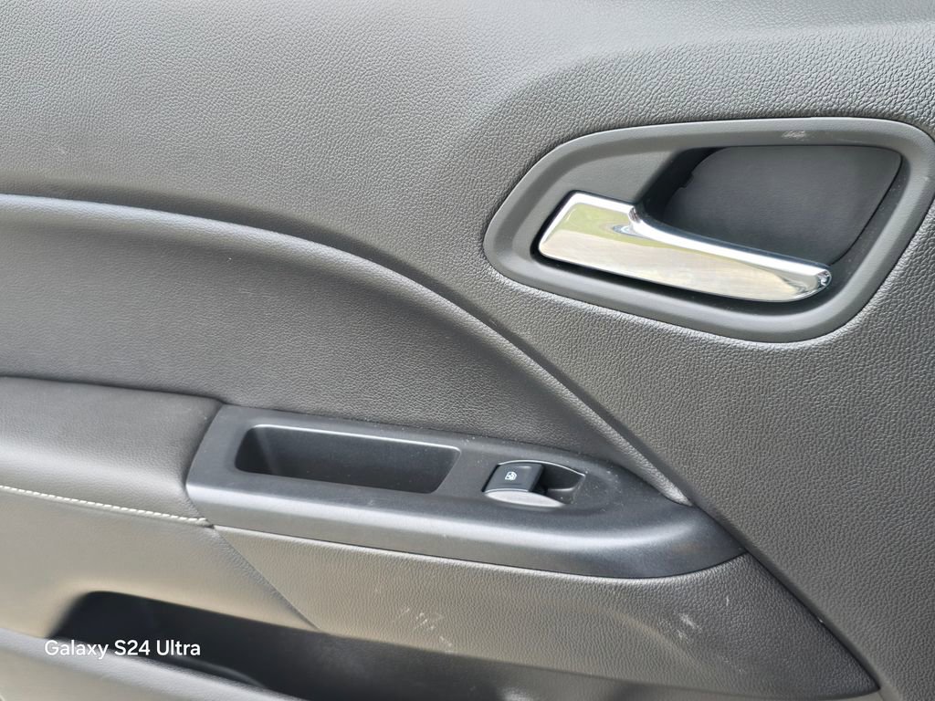 Used 2018 GMC Canyon Denali image 19