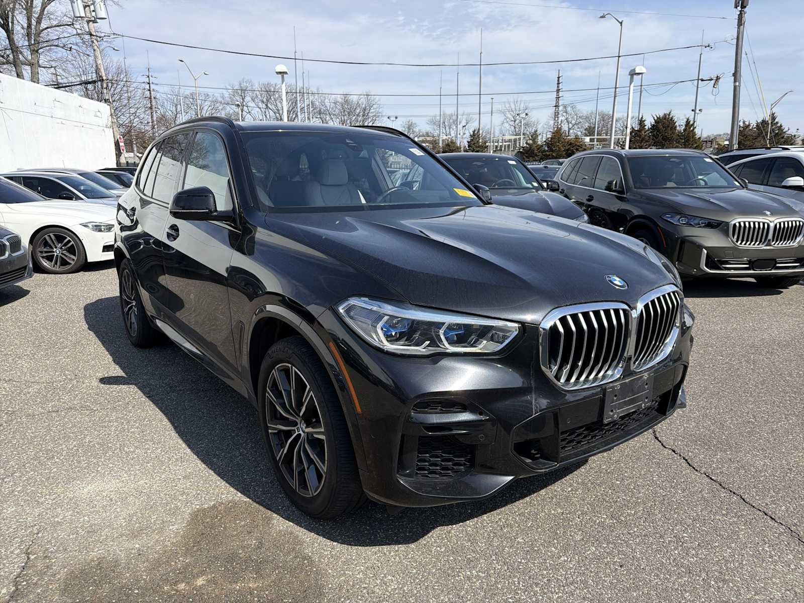Certified 2023 BMW X5 xDrive40i w/ Executive Package image 2