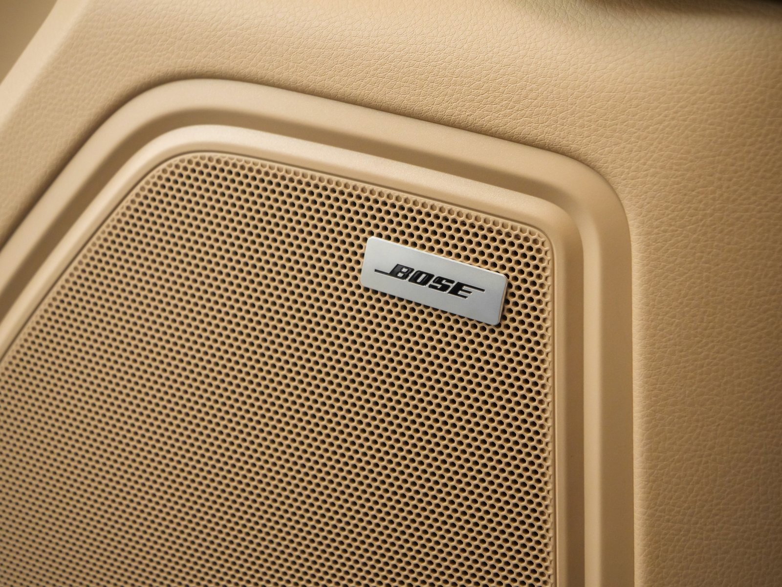 Used 2025 Porsche Macan image 34